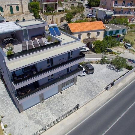Luxury Apartments Beach Jesenice  Dış mekan fotoğraf