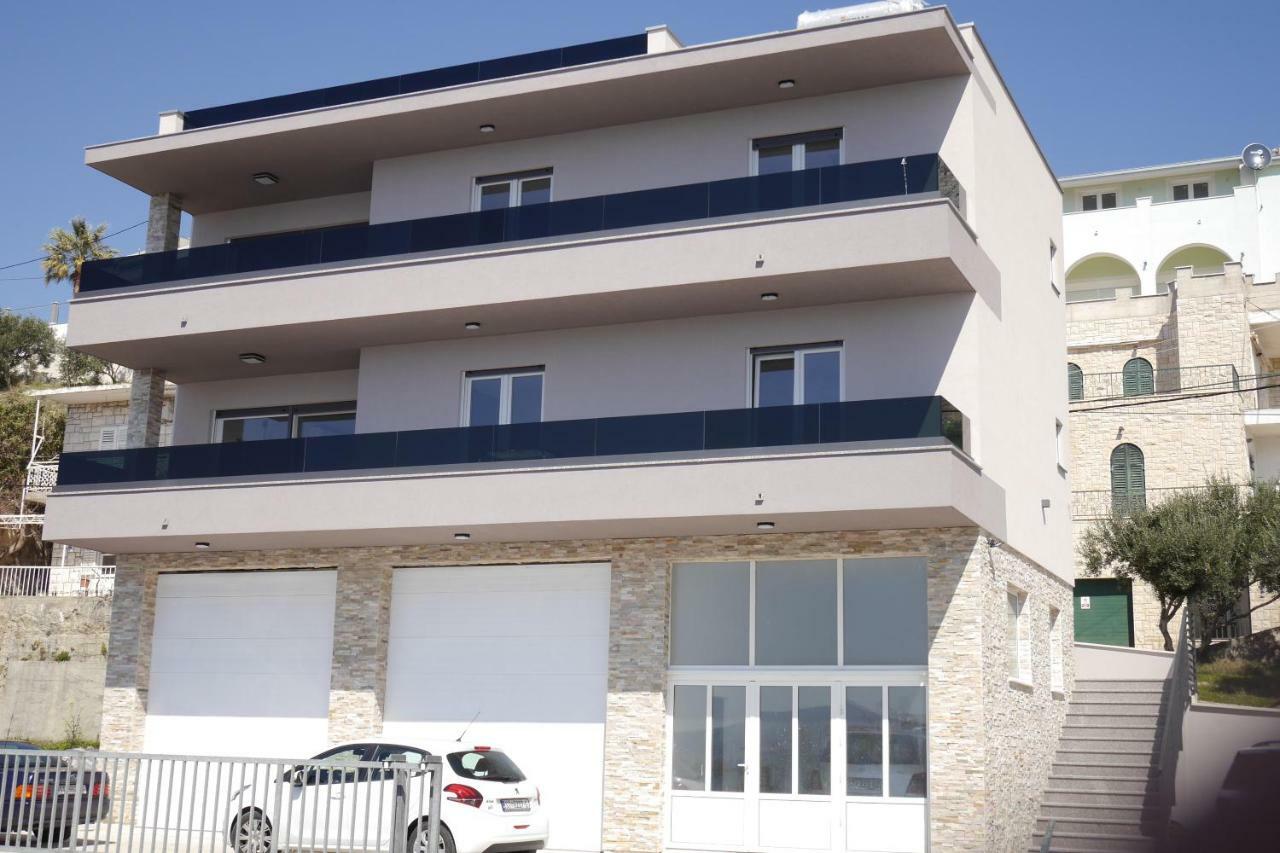 Luxury Apartments Beach Jesenice  Dış mekan fotoğraf