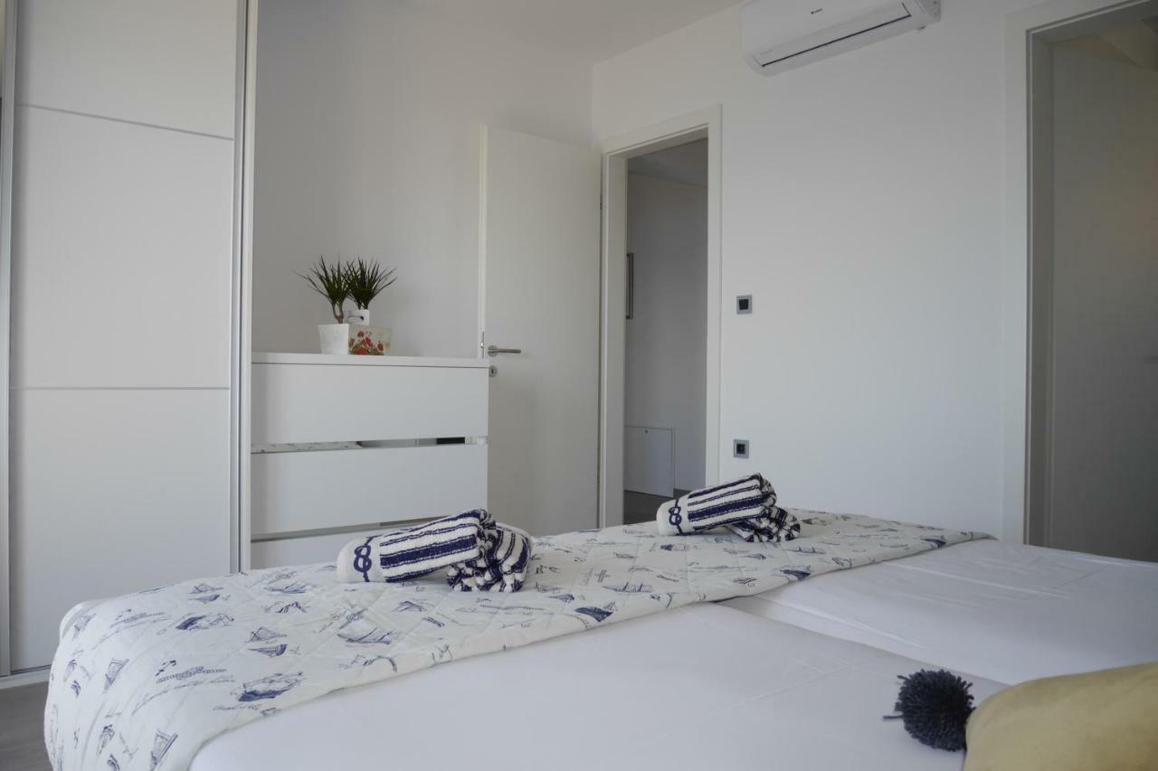 Luxury Apartments Beach Jesenice  Dış mekan fotoğraf